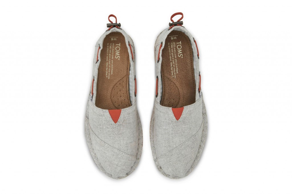 美国时尚品牌汤姆布鞋 (Toms Shoes)推出2014春季印花鞋履19.jpg