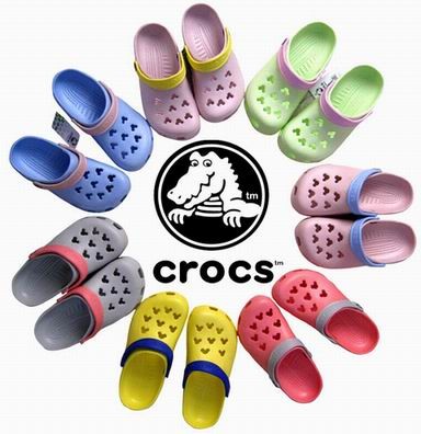 “洞洞鞋”风光不再 Crocs欲开拓中国市场0.jpg