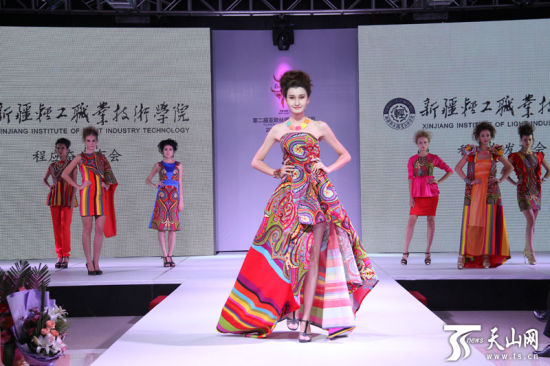 三大顶级活动助推新疆发展纺织服装产业发展0.jpg