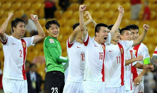 2015东亚杯男足中国对韩国_dota 能肉能输出的英雄_中国男足特能输