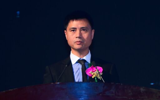 九牧王男裤蝉联市场15冠 引领男士时尚穿着之道2.jpg