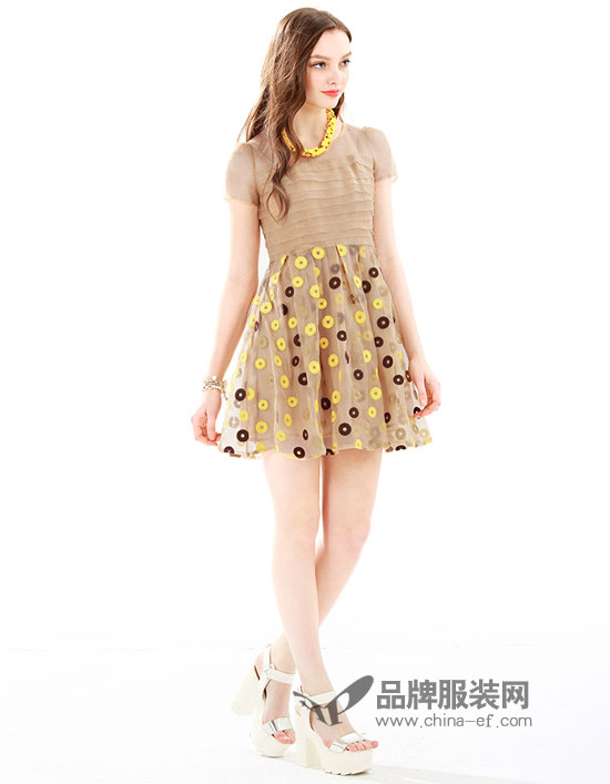 波西米亚裙装强势回归!TM100时尚女装2015夏季新品发布 2.jpg