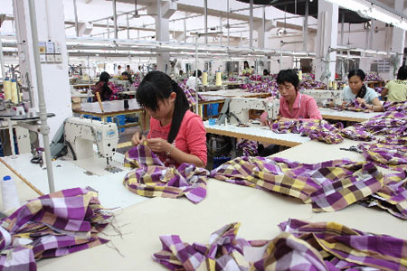 西南纺织服装转移实现“零”突破0.jpg