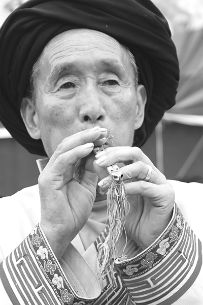 羌族服饰：民族的视觉标识1.jpg