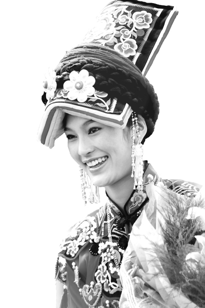 羌族服饰：民族的视觉标识2.jpg