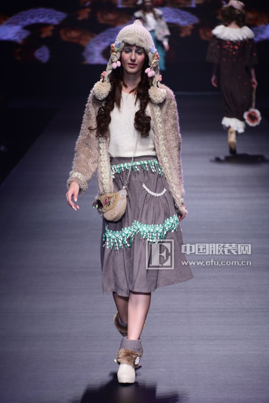 Artmi2015秋冬时装首秀“无龄感”时尚 炎亚纶惊喜亮相12.jpg