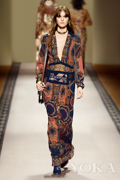 ETRO 2015秋冬礼服裙华丽呈现1.jpg