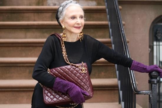 时尚奶奶JoyceCarpati 83岁成世上最优雅的女人11.jpg