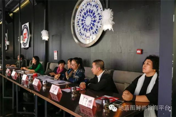 【艺术呼呼生命】祂蓝图谷度杯 首届全国棉麻手工服装设计师大赛于2017年11月18日获奖名单揭晓0.jpg