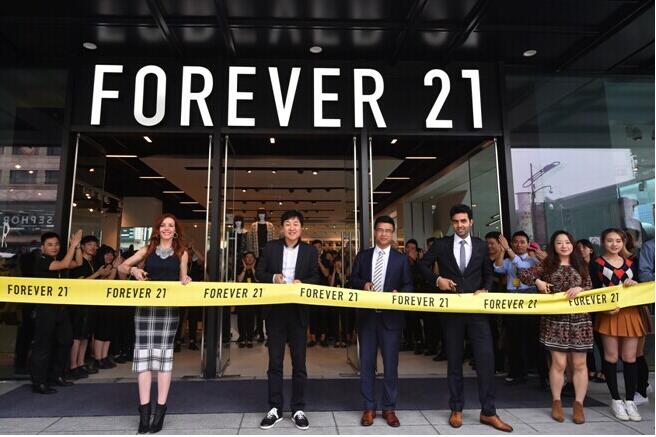 全美“恶老板”排行 快时尚Forever 21居首0.jpg