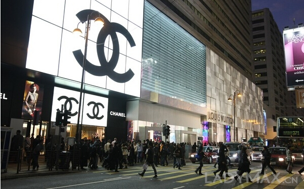 香港海港城销售额10年来首跌 重灾区是奢侈品0.jpg