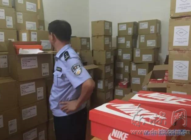 夫妻卖假鞋获利上千万 一双鞋就能赚400元【图】0.png