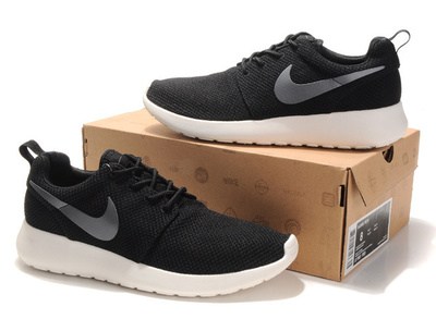 “Nike”成“NLke” 深圳半年查近5000件侵权产品0.jpg