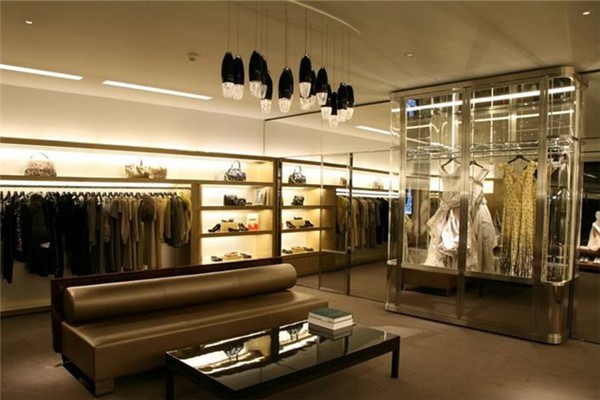 LVMH旗下高级时装品牌Marc Jacobs在中国开首家线上店0.jpg