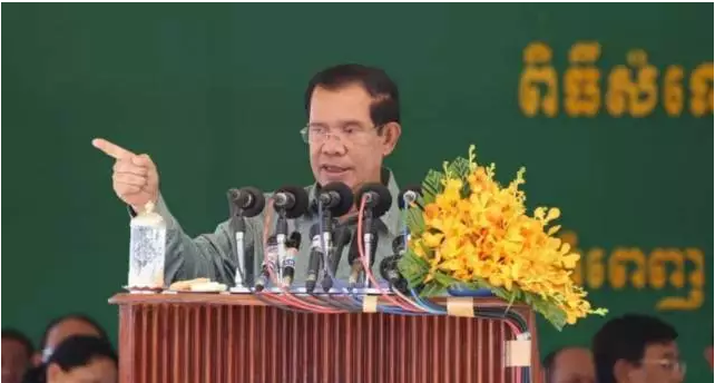 柬埔寨又一纺织厂罢工：这回总理都坐不住了！0.png