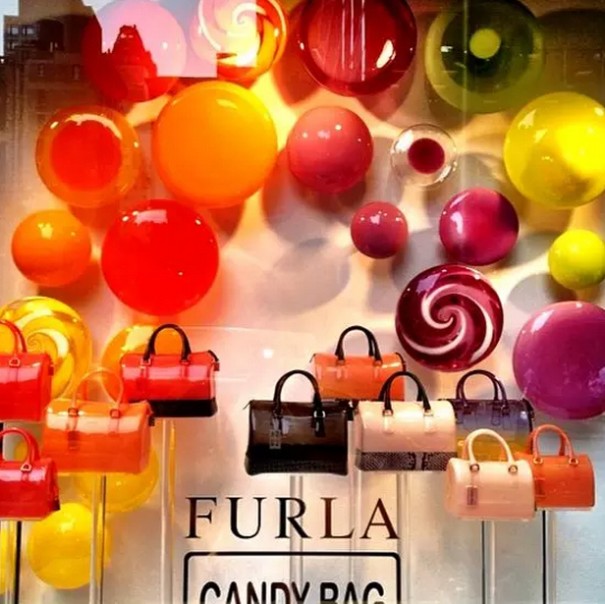 同样一个包型做几百个款 轻奢品牌 Furla 为什么能活得好好的？3.jpg