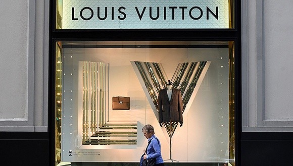 你所买的Louis Vuitton鞋子其实是“罗马尼亚制造”？0.jpg