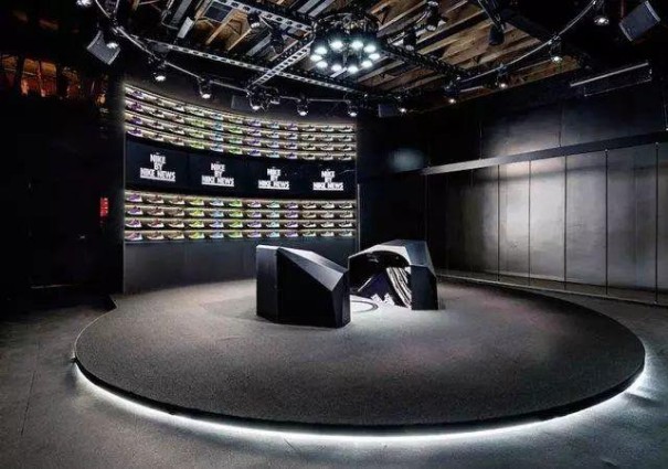 Nike想告诉你未来零售和未来工厂是这样的！1.jpg