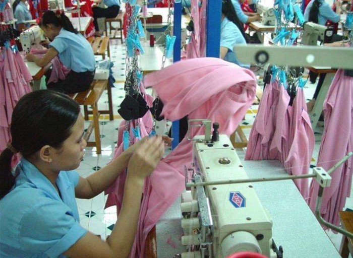 受中美贸易摩擦影响 中国纺织服装业直接损失或达188亿美元！2.jpg